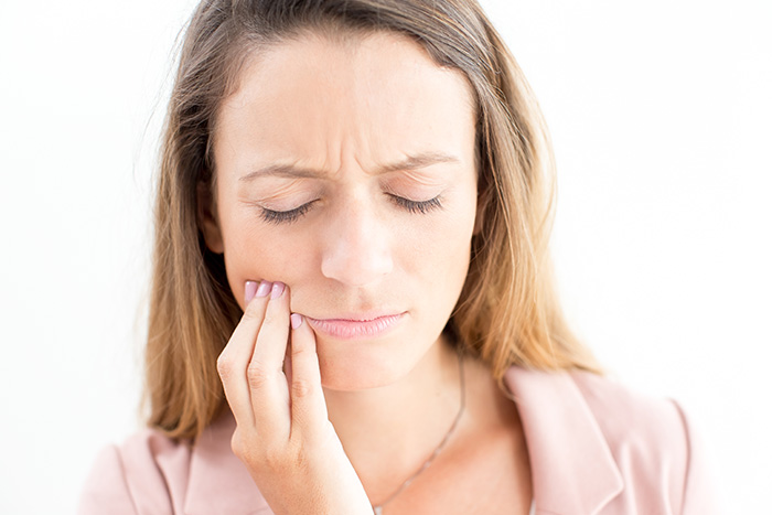 Tratamiento de bruxismo en Clínica Dental Borrego Cirbián, Puente Genil